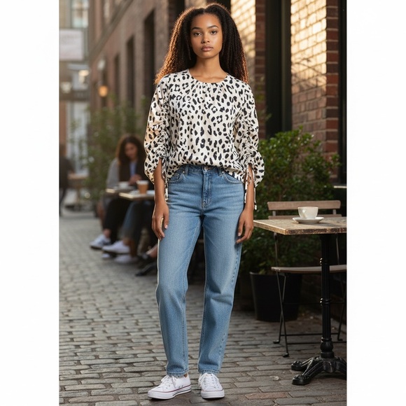 Tibi 100% silk leopard print Black and White blouse ruched drawstring sleeves 4 - Picture 2 of 8